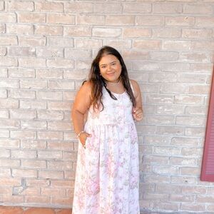 Vintage Floral Maxi Dress